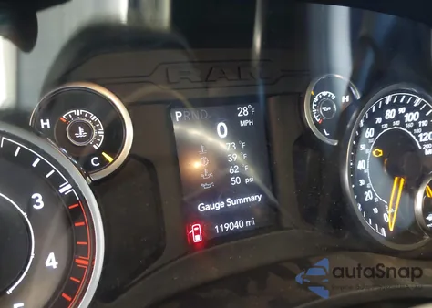 2019 Ram 2500 Big Horn 4X4 6'4 Box z USA, uszkodzony, nr VIN 3C6UR5DL2KG529836